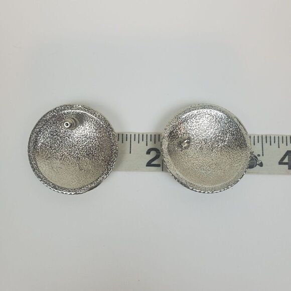 Vintage Faux Turquoise Silver Tone Round Concho Etched Pierced Post Earrings - Picture 6 of 7